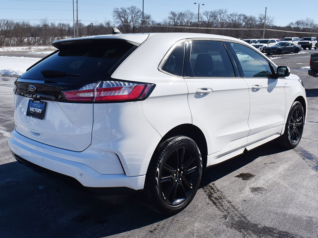 Used 2023 Ford Edge ST-Line AWD/4WD image 15