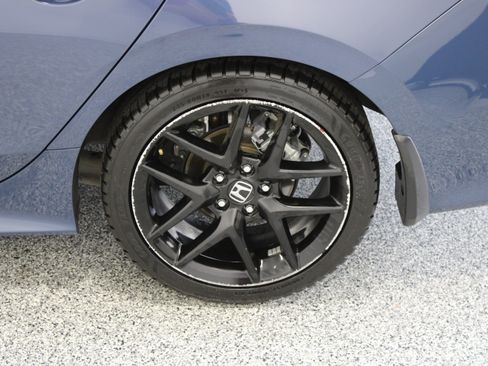 Used 2025 Honda Civic Sport image 10