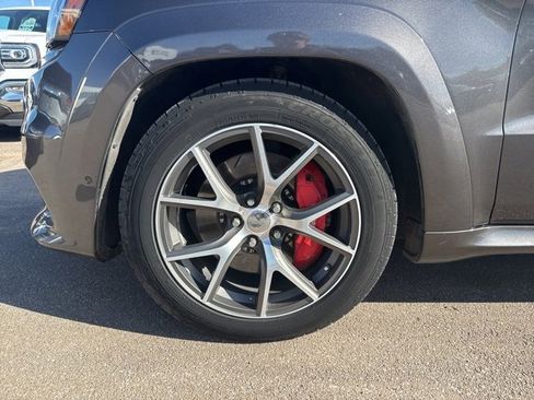 Used 2018 Jeep Grand Cherokee SRT image 24