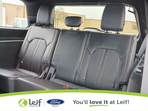 Used 2023 Ford Expedition Platinum image 31
