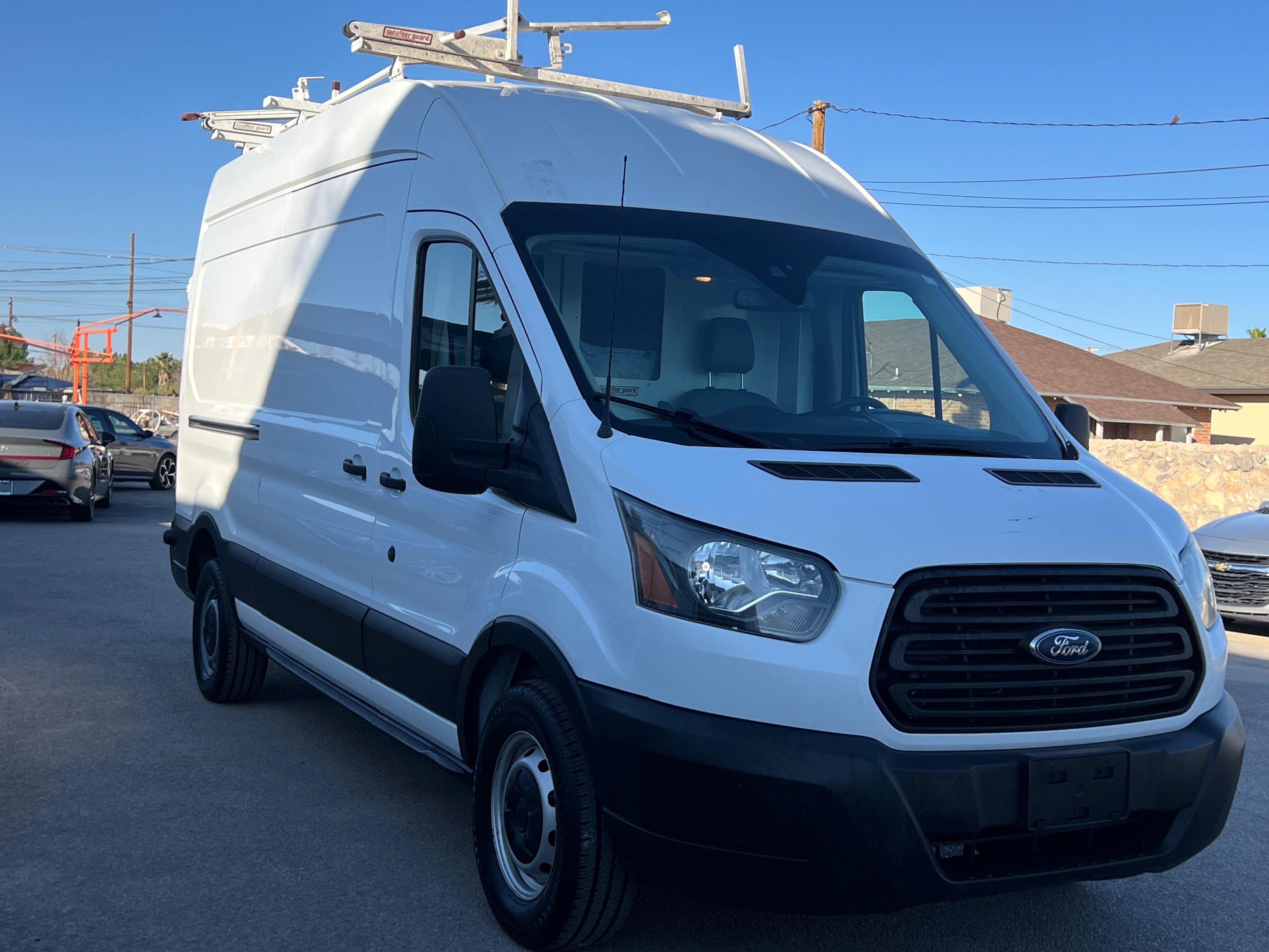 Used 2019 Ford Transit 250 148 High Roof RWD image 7