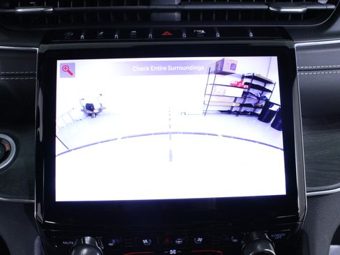 Used 2022 Jeep Grand Cherokee L Overland image 32