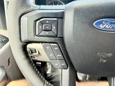 Used 2016 Ford F150 XLT w/ Equipment Group 302A Luxury AWD/4WD image 21