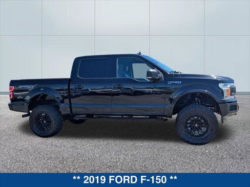 Used 2019 Ford F150 XLT w/ Equipment Group 302A Luxury AWD/4WD image 6