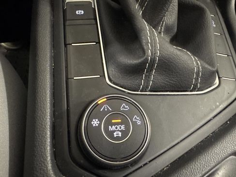 Used 2022 Volkswagen Taos S AWD/4WD image 14