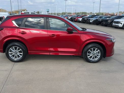 Used 2024 MAZDA CX-5 AWD 2.5 S w/ Select Package image 2