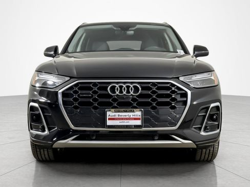 Used 2023 Audi Q5 2.0T Premium Plus w/ Premium Plus Package AWD/4WD image 8