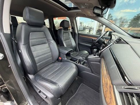 Used 2018 Honda CR-V Touring image 12