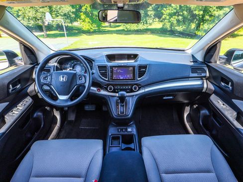 Used 2016 Honda CR-V EX image 2