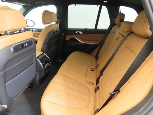 Used 2026 BMW X5 xDrive40i w/ Climate Comfort Package AWD/4WD image 23