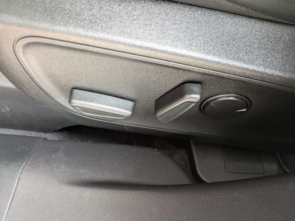 Certified 2023 Ford Escape ST-Line w/ Tech Pack #1 FWD image 21