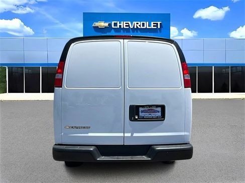 New 2025 Chevrolet Express 2500 w/ Driver Convenience Package image 4