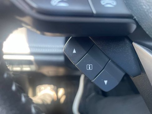 Used 2020 Subaru Outback Limited XT AWD/4WD image 32