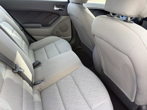 Used 2016 Kia Forte LX image 5