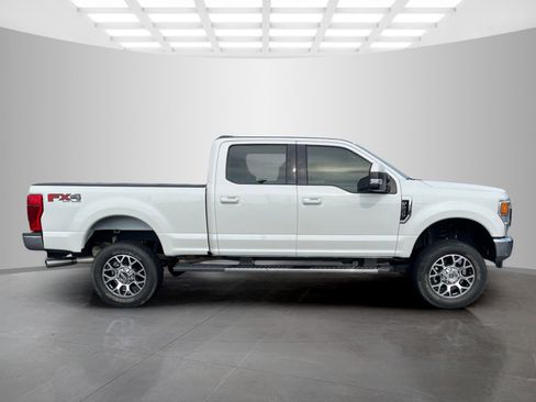 Used 2021 Ford F250 Lariat w/ Lariat Value Package image 3