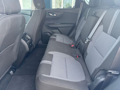 Used 2025 Chevrolet Blazer LT image 11
