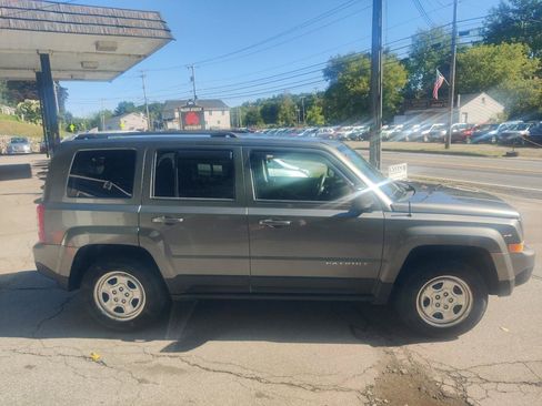 Used 2012 Jeep Patriot Sport w/ PWR Value Group AWD/4WD image 7