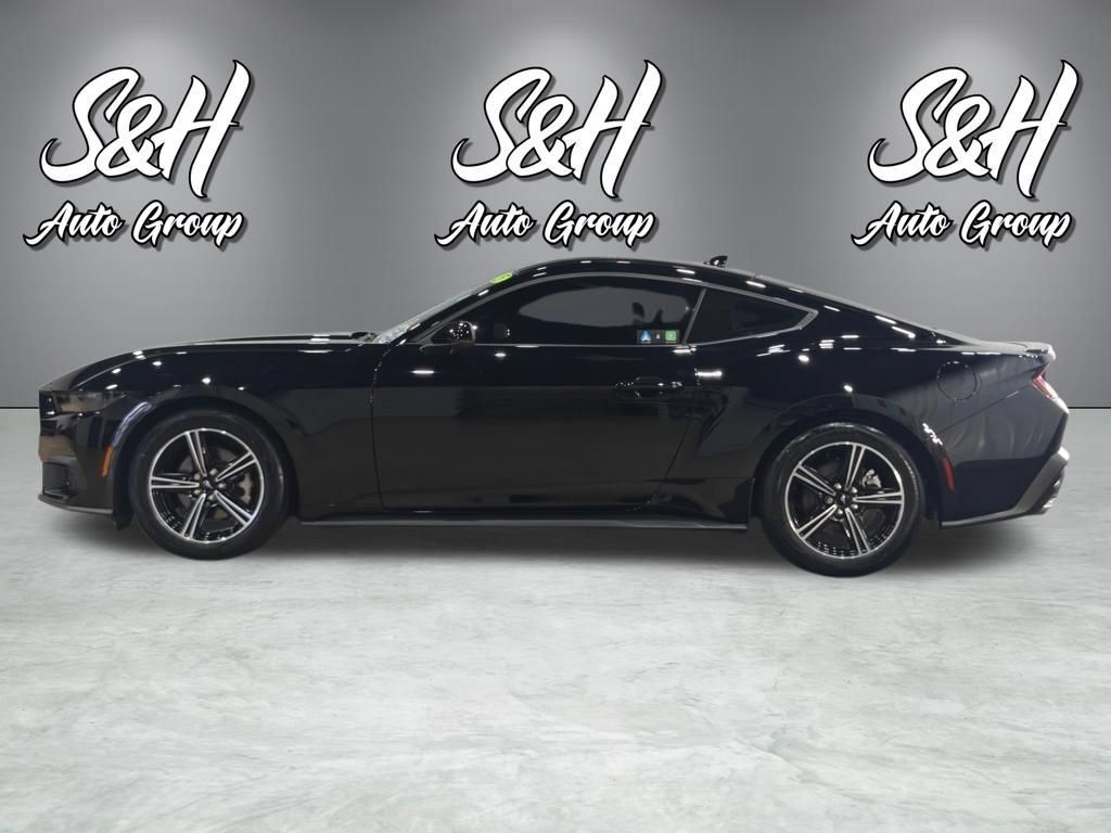 Used 2025 Ford Mustang Premium RWD image 17