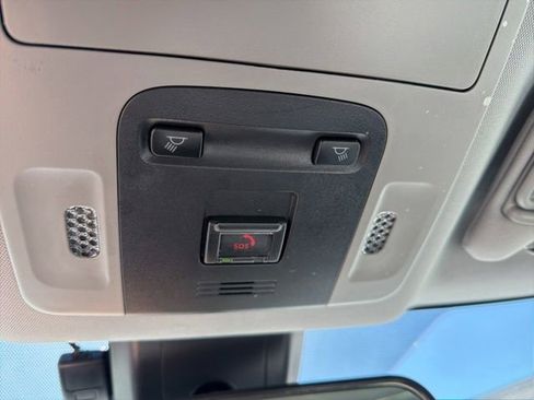 Used 2023 Toyota Camry SE FWD image 25