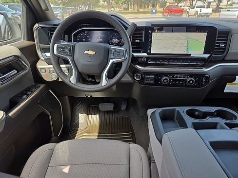 New 2026 Chevrolet Silverado 1500 LT w/ Z71 Off-Road Package AWD/4WD image 9