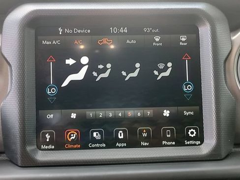 Used 2023 Jeep Gladiator Sport AWD/4WD image 14