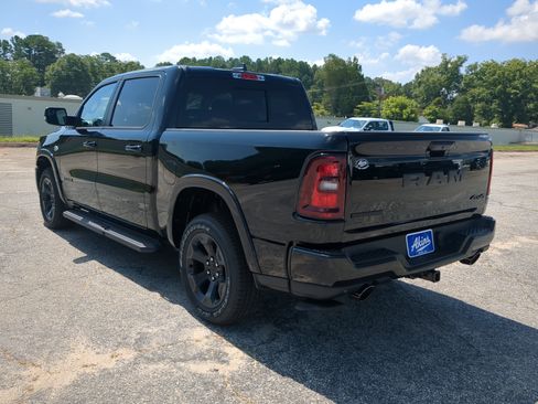 New 2026 RAM 1500 Big Horn AWD/4WD image 5