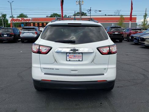 Used 2017 Chevrolet Traverse LT w/ Style and Technology Package AWD/4WD image 6