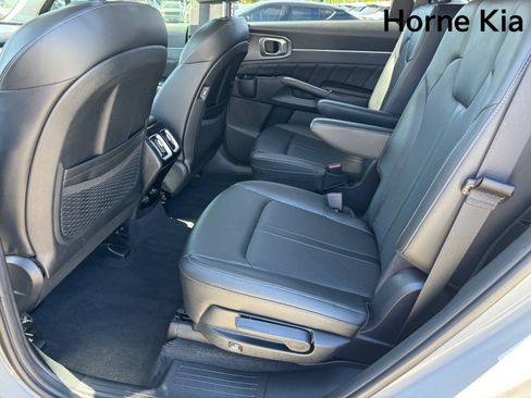 Certified 2023 Kia Sorento SX image 10