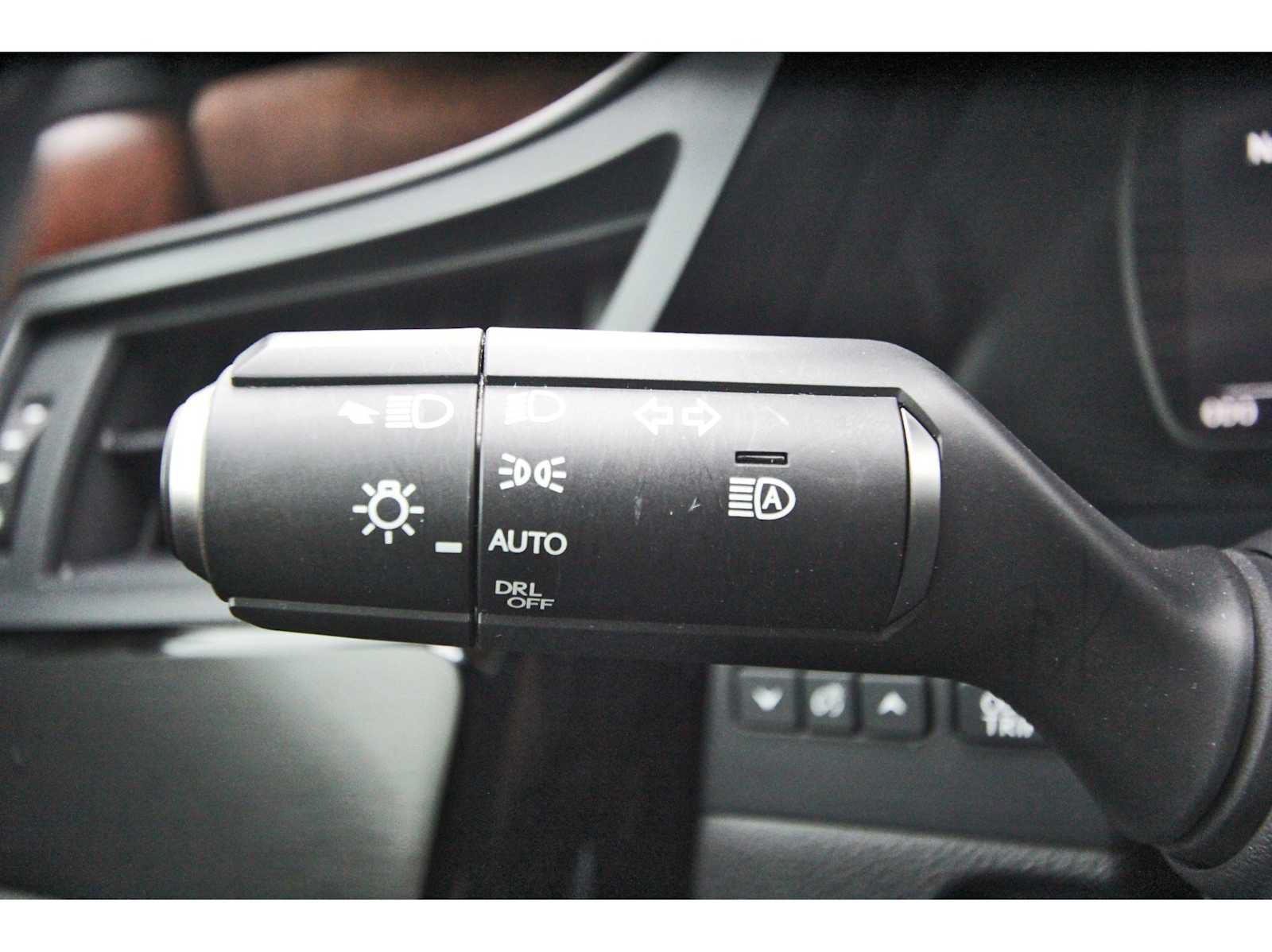Used 2022 Lexus ES 350 w/ Premium Package FWD image 16