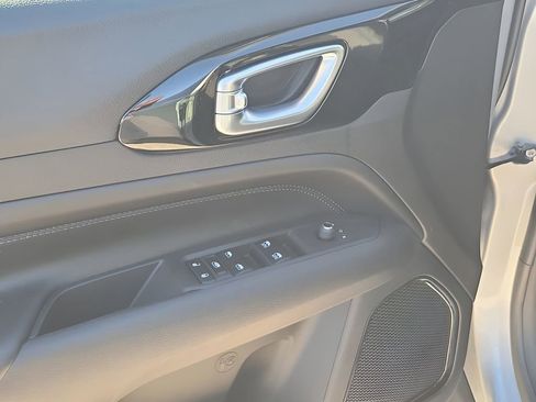 New 2026 Jeep Compass Latitude AWD/4WD image 44