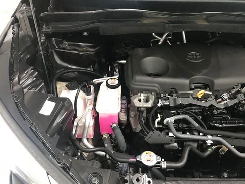 Used 2021 Toyota Sienna XSE image 43