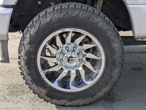 Used 2022 Ford F250 Lariat image 11