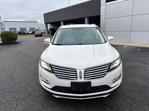 Used 2016 Lincoln MKC Select w/ Select Plus Package FWD image 2