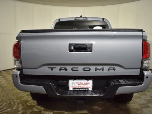 Used 2020 Toyota Tacoma TRD Off-Road w/ TRD Premium Off Road Package image 5