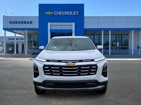 New 2026 Chevrolet Equinox LT w/ Convenience Package II FWD image 2