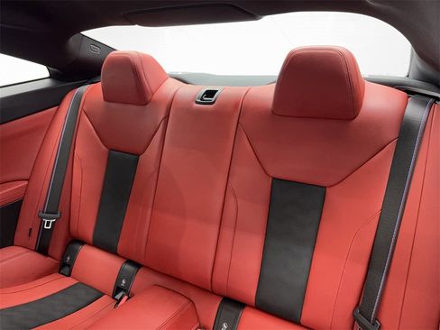 Used 2024 BMW M4 Competition w/ M Carbon Exterior Package image 41