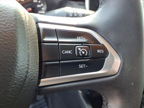 Used 2023 Jeep Compass Latitude w/ Sun and Sound Group AWD/4WD image 22