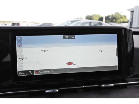 Used 2022 Kia Carnival EX FWD image 27
