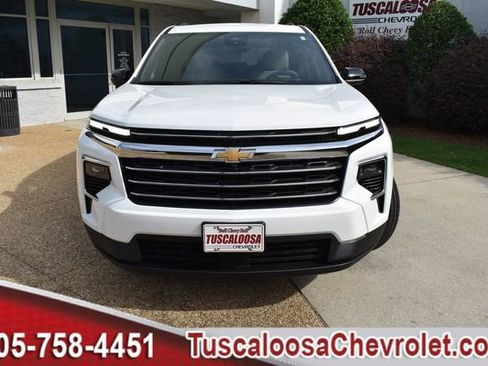 New 2026 Chevrolet Traverse LT w/ Driver Confidence Package image 3