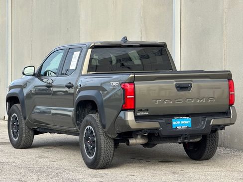 Used 2024 Toyota Tacoma 4x4 Double Cab image 26