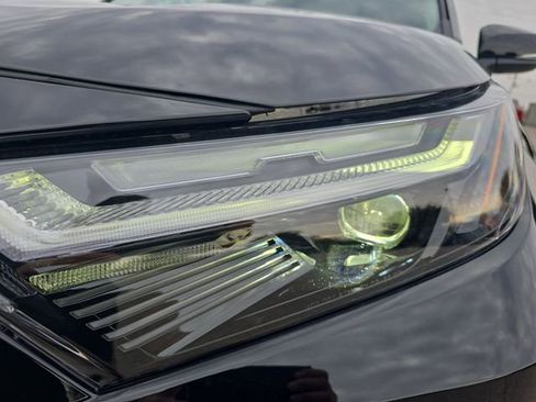 New 2025 Toyota RAV4 Limited image 32