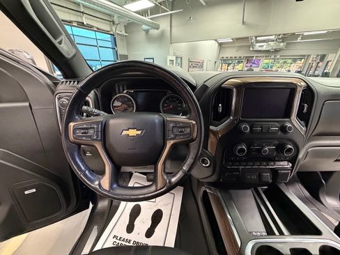 Used 2020 Chevrolet Silverado 2500 High Country w/ Z71 Off-Road Package AWD/4WD image 9