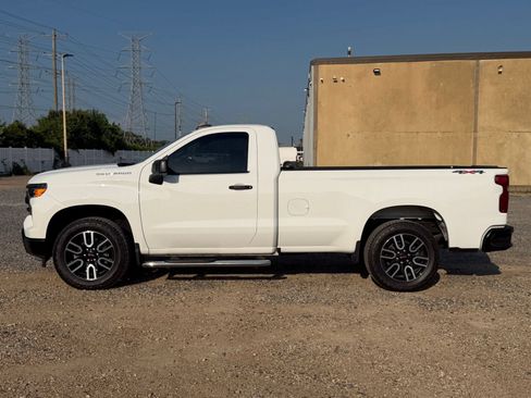 Used 2025 Chevrolet Silverado 1500 W/T w/ Trailering Package AWD/4WD image 2
