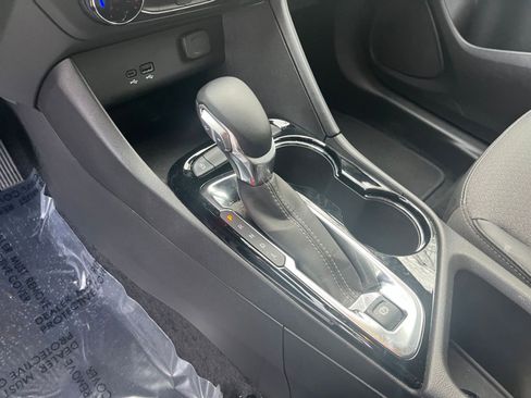 Used 2025 Buick Encore GX Preferred image 35