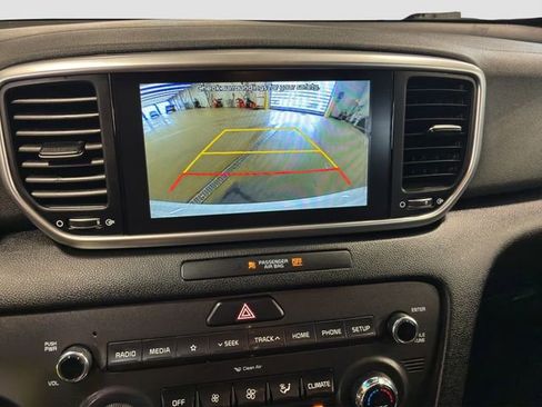 Used 2021 Kia Sportage LX w/ LX AWD Popular Package image 28