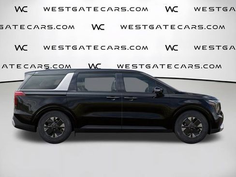 Used 2026 Kia Carnival LXS FWD image 10