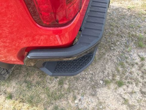 Used 2025 Chevrolet Silverado 2500 Custom w/ Custom Value Package image 15