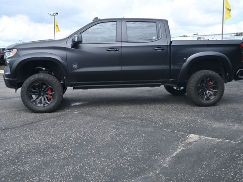 Used 2025 Chevrolet Silverado 1500 RST AWD/4WD image 6