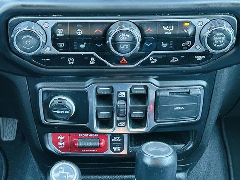 Used 2023 Jeep Wrangler Unlimited Rubicon w/ Xtreme 35 Tire Package image 25