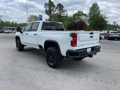 New 2026 Chevrolet Silverado 2500 ZR2 AWD/4WD image 50